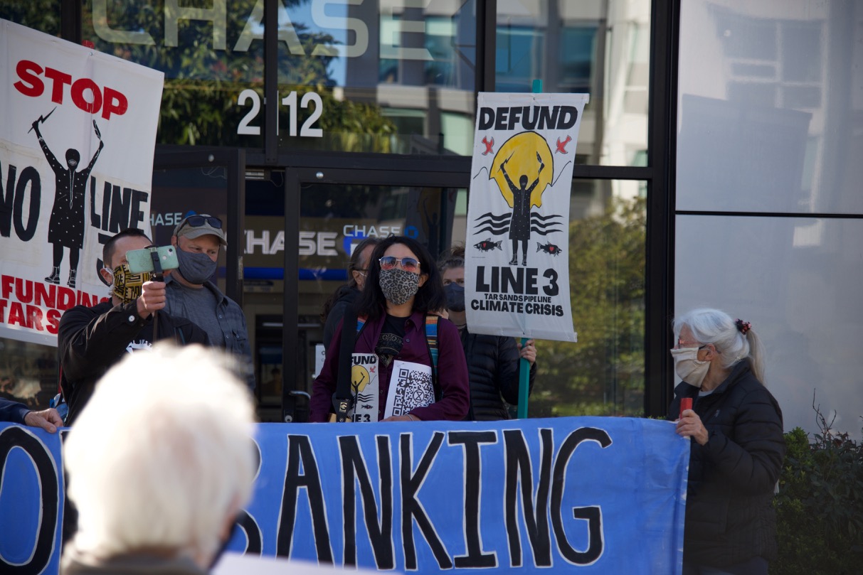 XRSFBay Confront Chase Bank in Solidarity with 'Stop Line 3' Indigenous Water Protectors in Minnesota:March 11th, 2021
